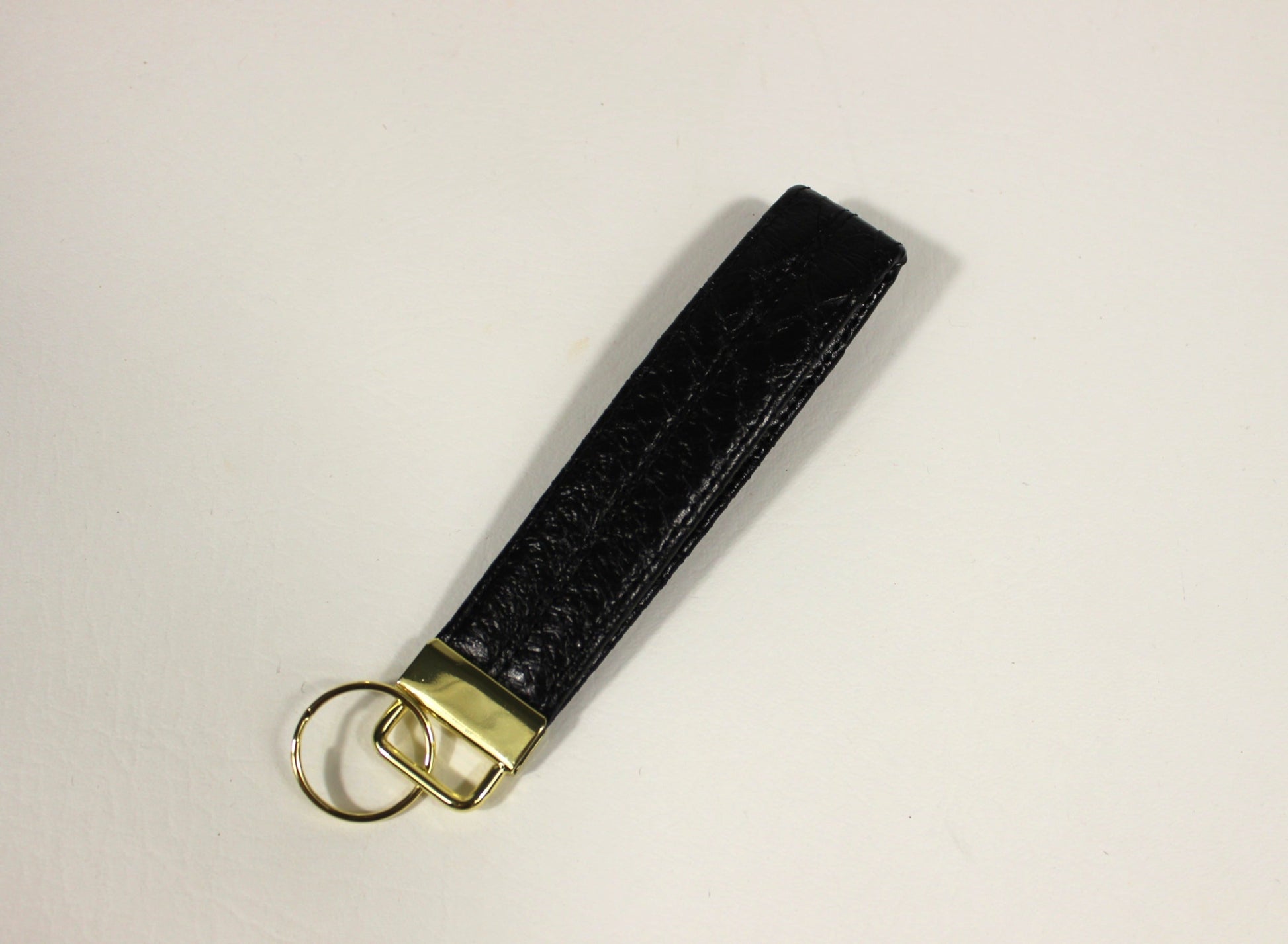 Signature Keychain - Meadow (Cow) Serene Diaz Collection Signature Keychain - Meadow (Cow) Serene Diaz Keychain